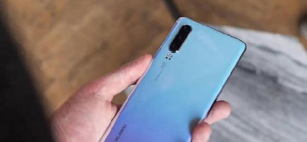 华为P30分屏使用全攻略（提升多任务处理效率的关键技巧）