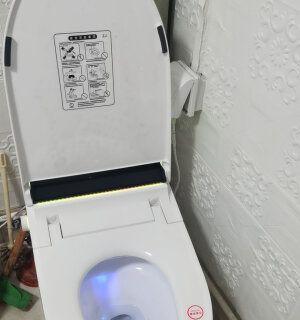 松下智能马桶灯一直闪烁的故障维修办法（解决松下智能马桶灯持续闪烁的问题）