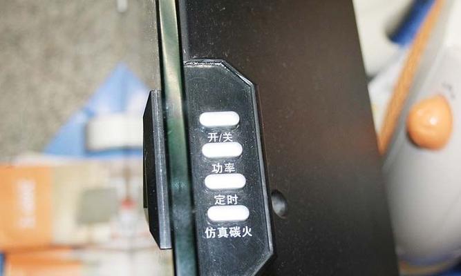开机显示器没有电的原因及解决办法（深入探究开机显示器无电的故障原因）