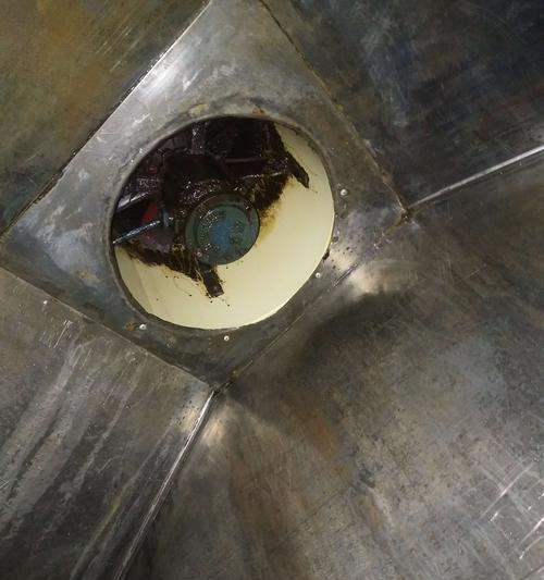 如何使用石灰水清洗抽油烟机（简单易行的清洁方法）