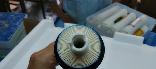 解决净水器滤芯难拧开问题的有效方法（拧开困难）