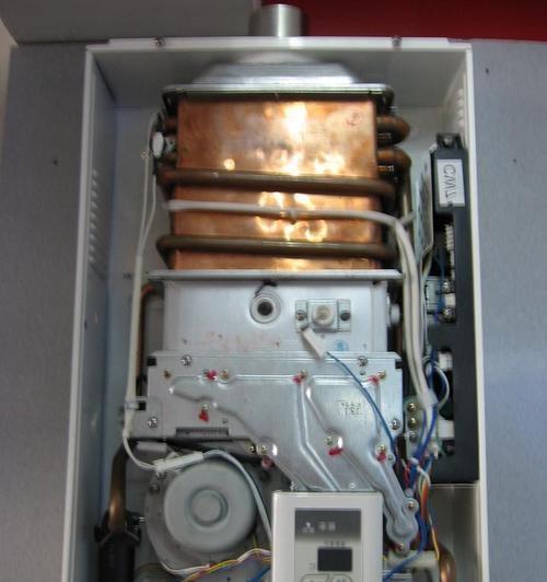 万和热水器E3故障及处理方法（热水器显示E3）