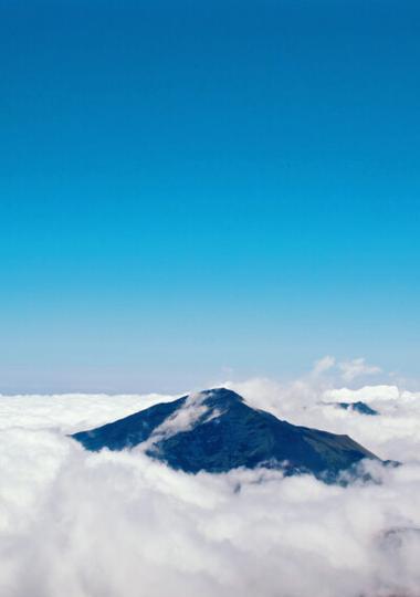 如何用手机拍出远处山峰的清晰照片？