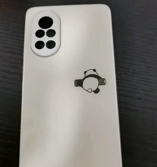 手机壳硅胶摄像头孔怎么打开？需要什么工具？