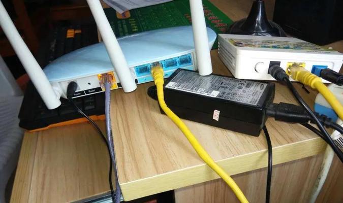 安装师傅推荐的路由器性能如何？选择路由器时应该注意什么？