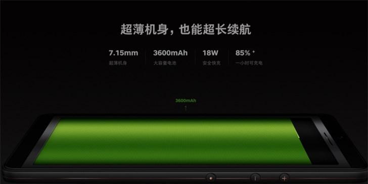 坚果pro充电器插头功率是多少？充电速度如何？