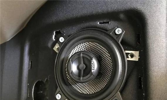 汽车低音炮后备箱空箱拆卸方法是什么？