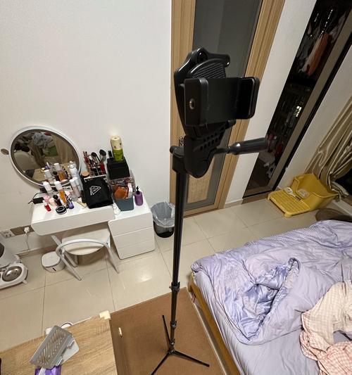 如何使用伸缩支架手机拍摄视频？