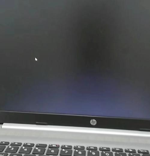 电脑视频放大缩小导致黑屏怎么恢复？有无简单方法？