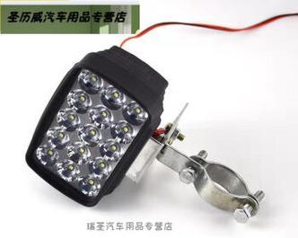 电瓶车卡扣灯开启方法是什么？