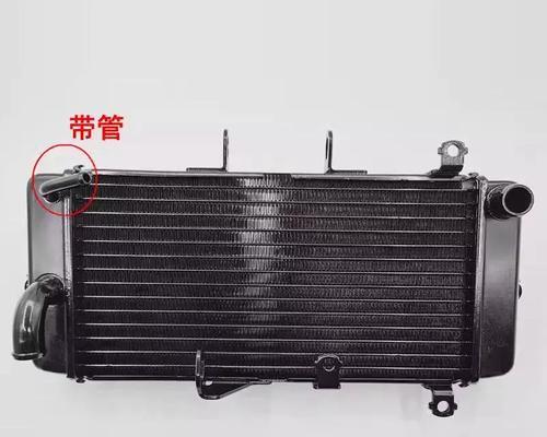 机械油箱散热器拆卸步骤是什么？